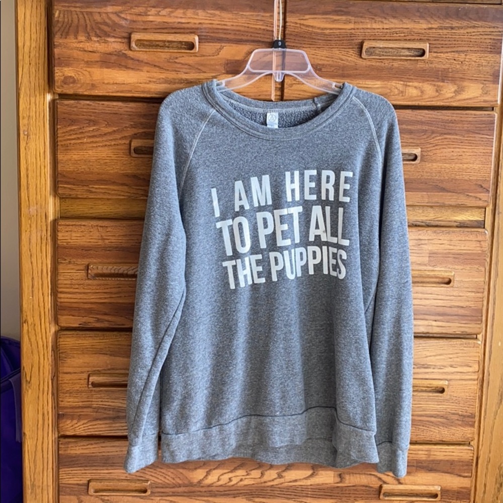 Gray graphic sweatshirt
